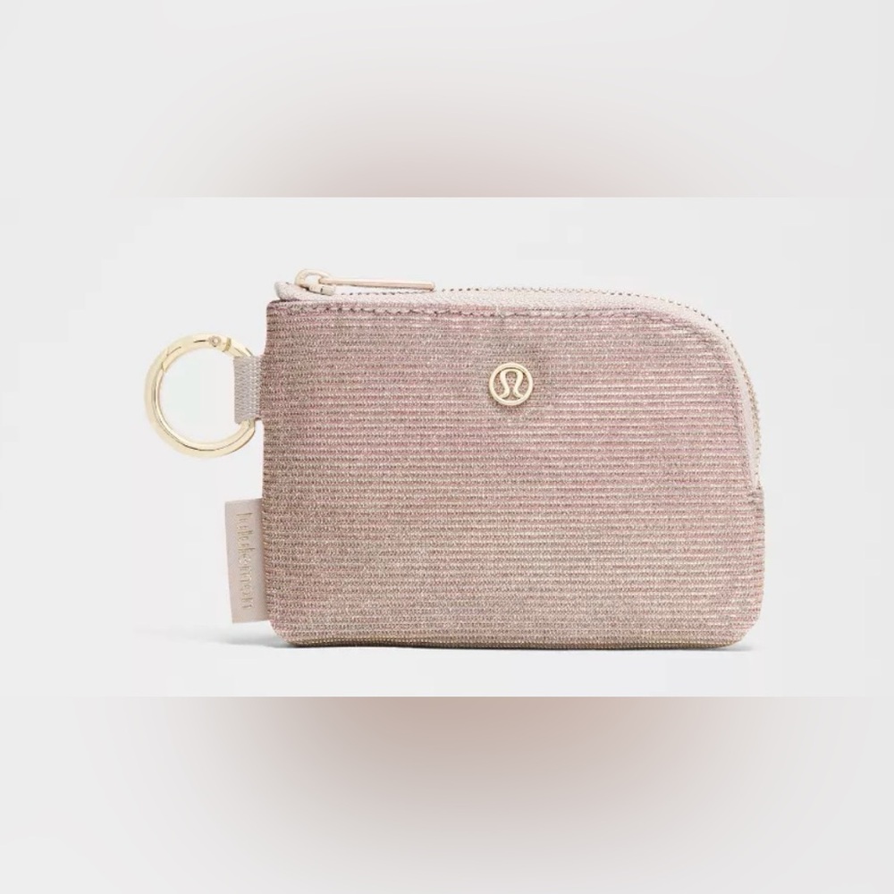 Clippable Card Pouch
Glitter